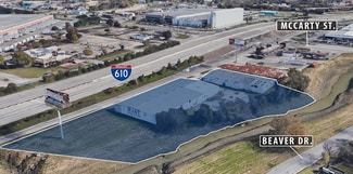 8850-8858 North Loop E  