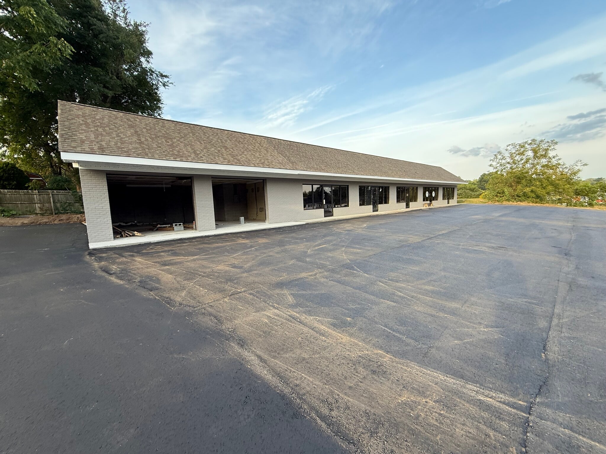 320 E King St, King, NC for Rent