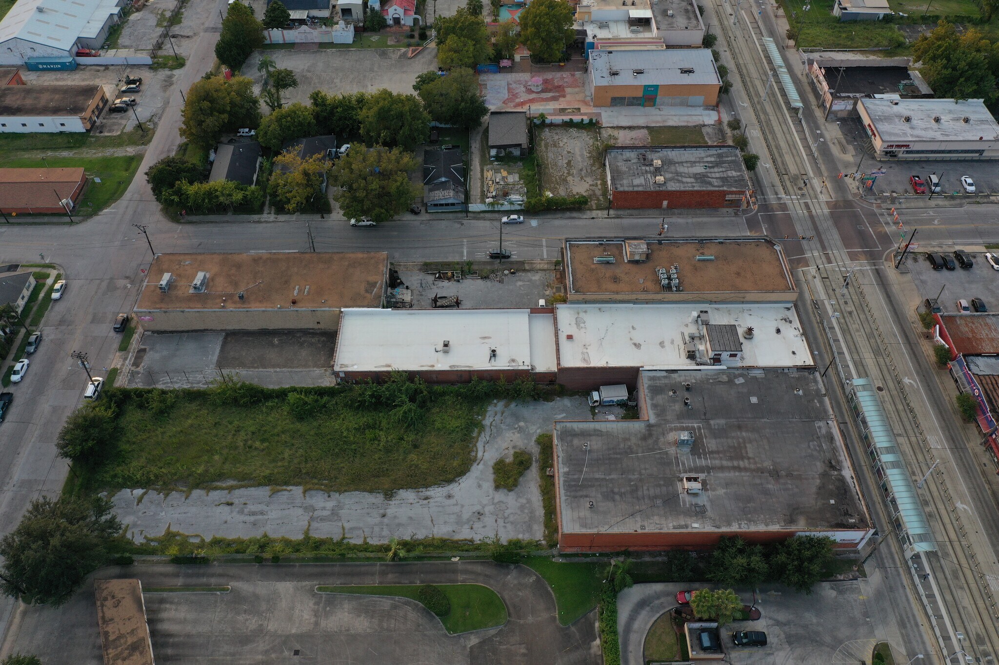 6704 Harrisburg Blvd, Houston, TX for Rent