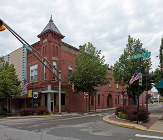 Bluffton, IN Office/Retail - 201 W Market St