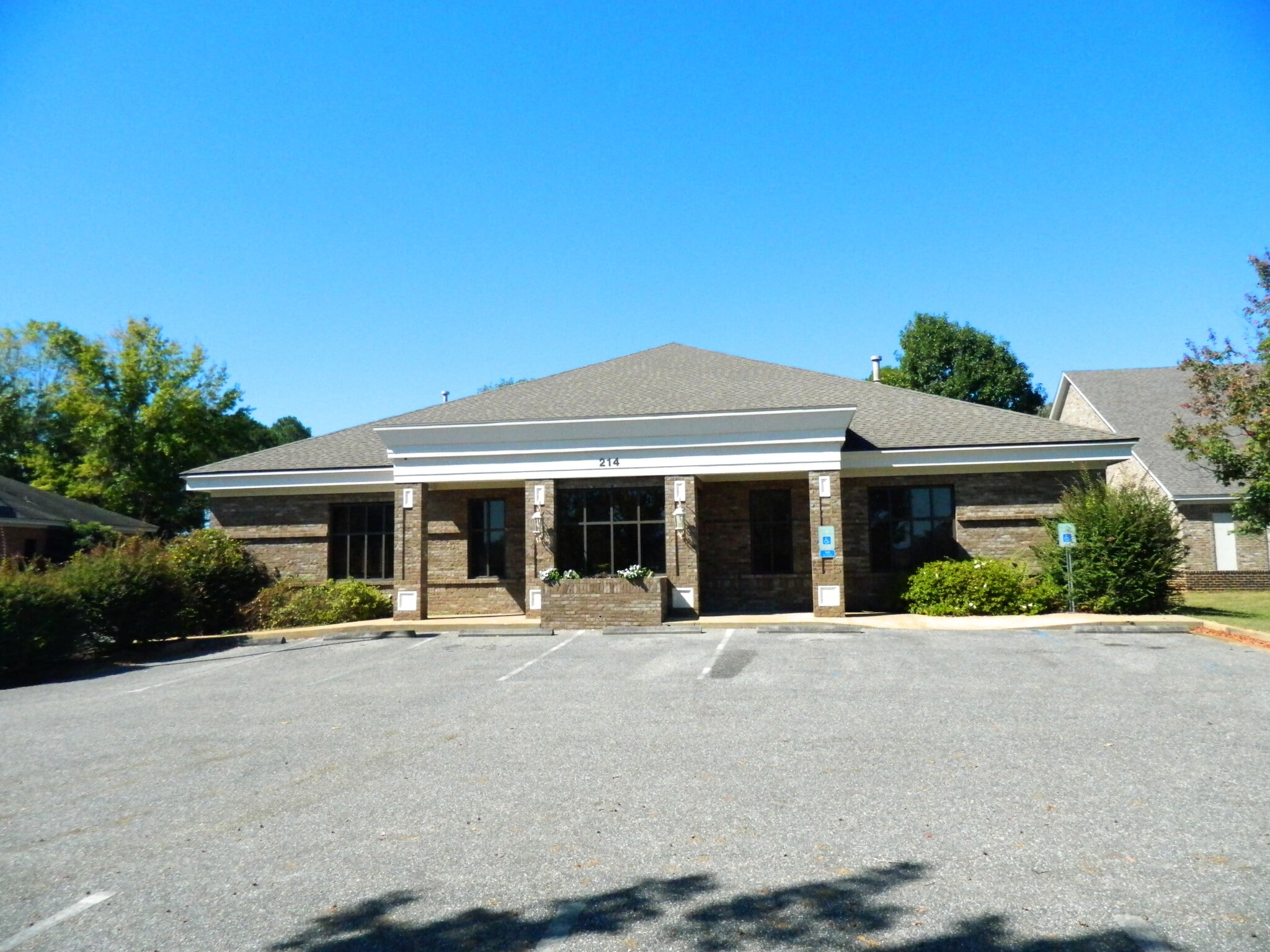 214 Mitylene Park Ln Montgomery, AL 36117 Office Property for Sale on