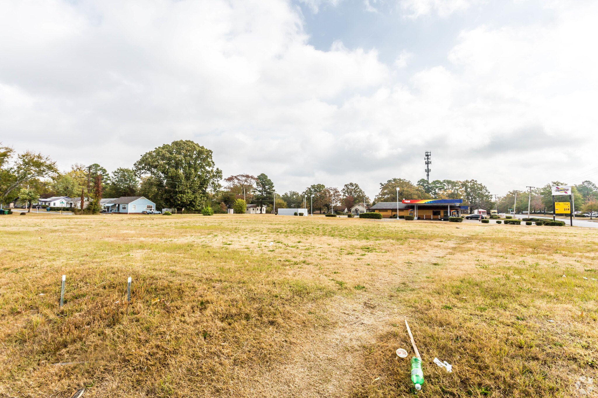 3100-3124 W Roosevelt Rd, Little Rock, AR for Sale