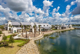 Lakewood Ranch, FL Retail - 1561 Lakefront Dr