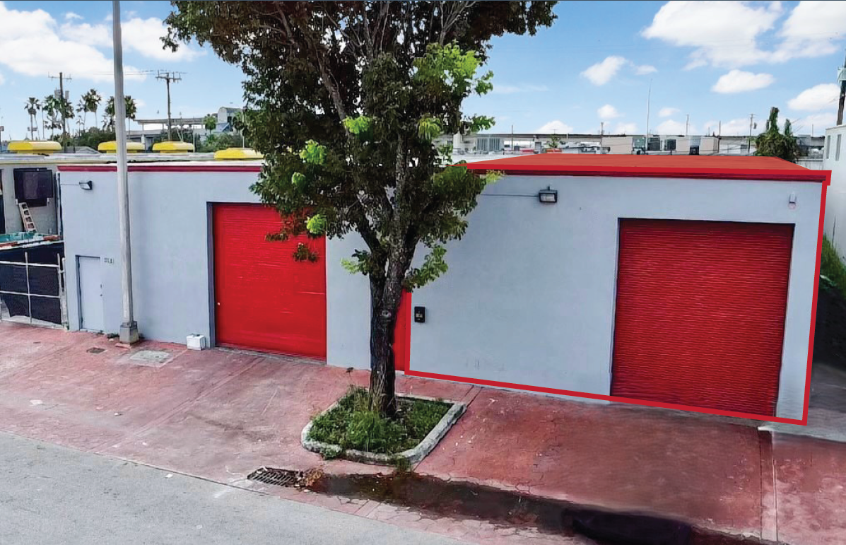 1052-1054 E 27th St, Hialeah, FL for Rent