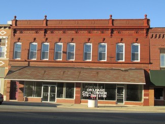 Gillespie, IL Storefront Retail/Residential - 109 S Macoupin St