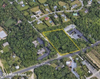 Riverhead, NY Commercial Land - 374 Main Rd