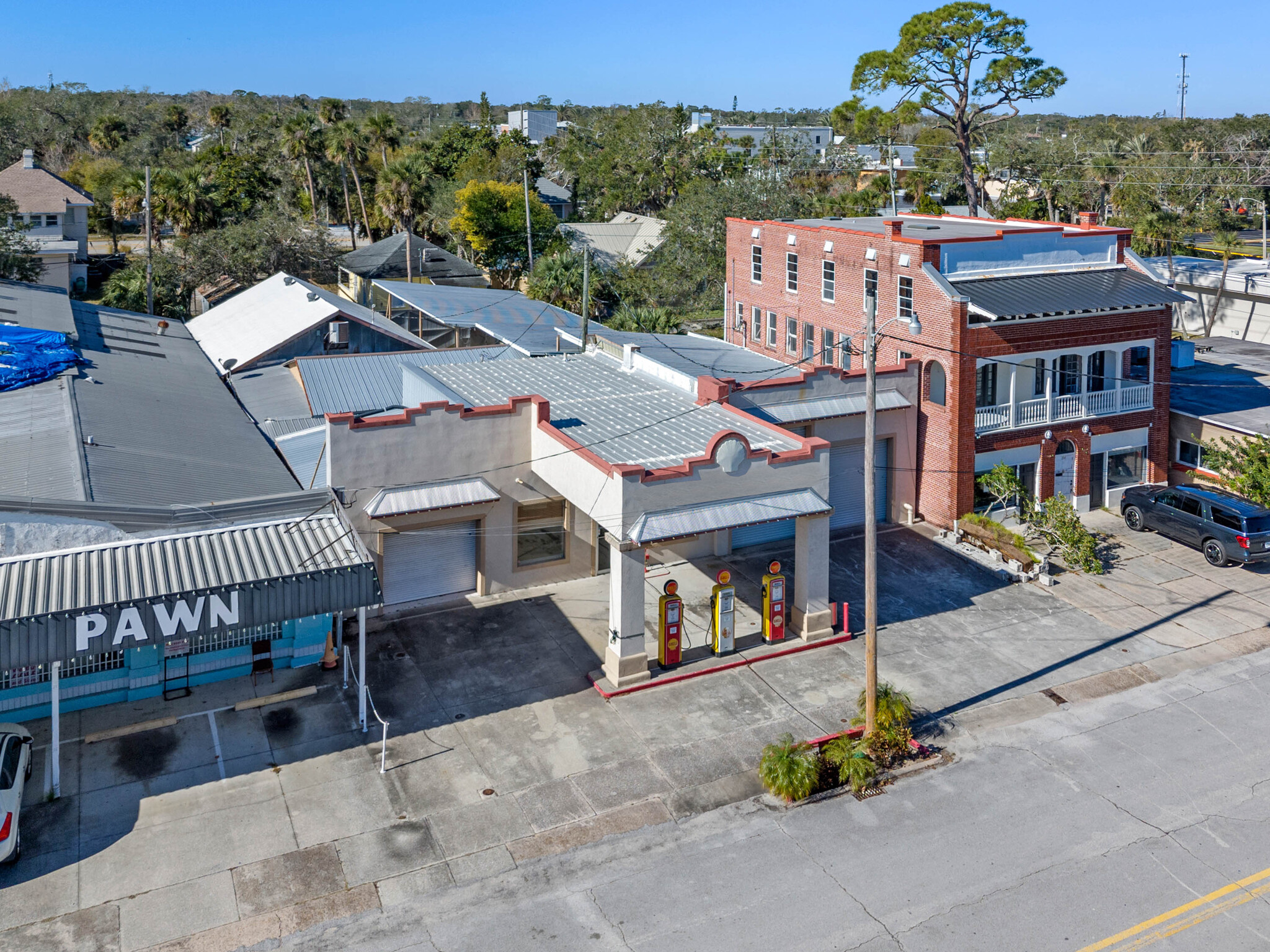 208 Magnolia St, New Smyrna Beach, FL for Sale