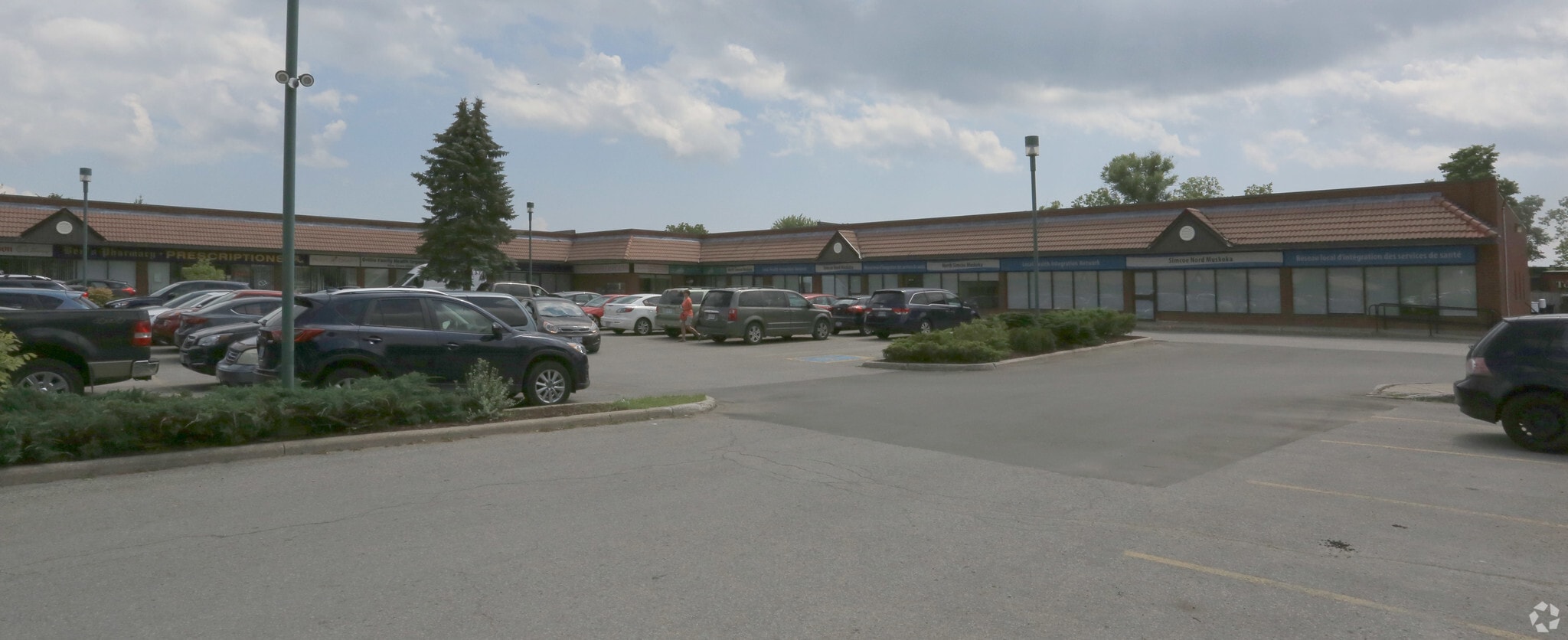 210 Memorial Ave, Orillia, ON for Sale