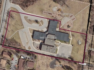 Saint Clair, MI Apartments - 200 N Carney Dr
