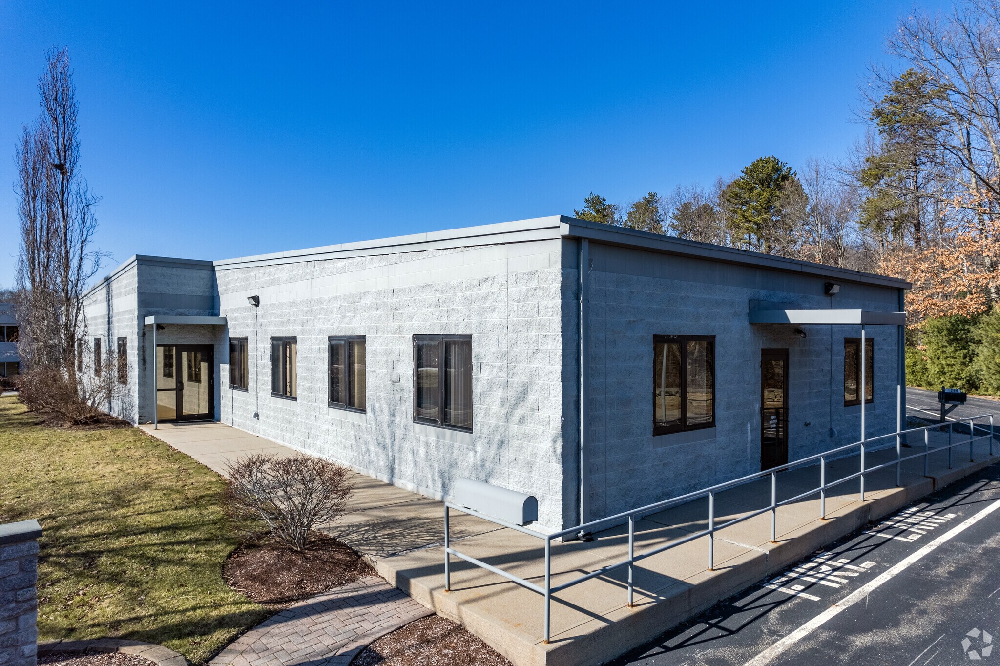1296 Park East Dr, Woonsocket, RI for Rent