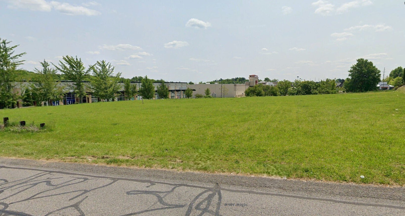 10810 Perry Hwy, Wexford, PA for Rent