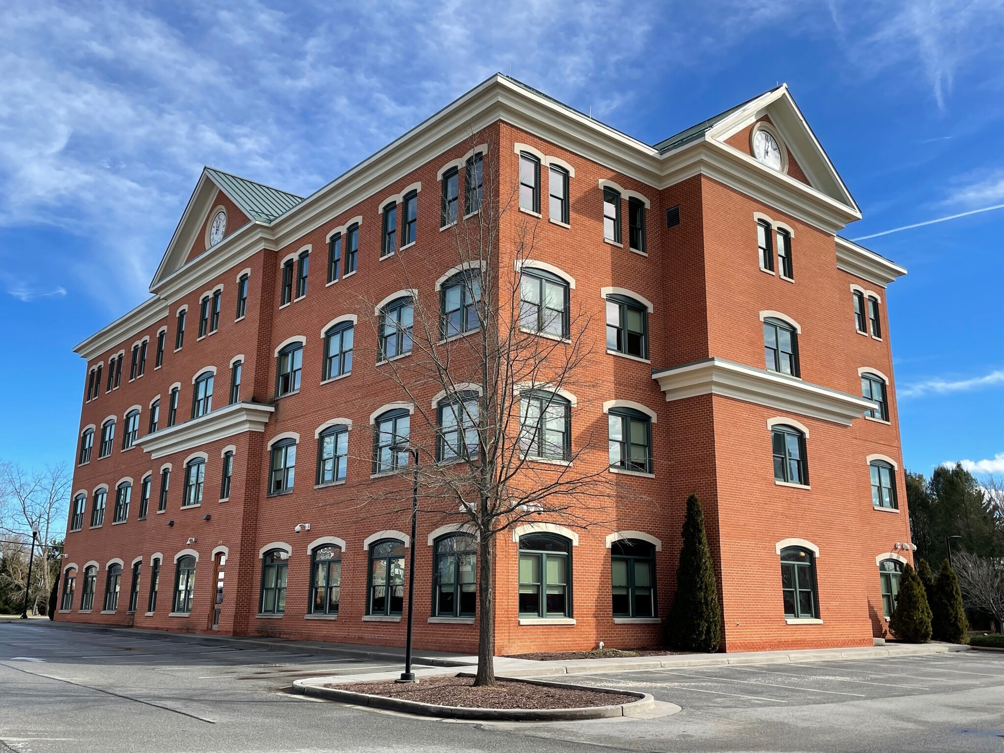 330 N St Charles Town, WV 25414 Office Property for Sale on