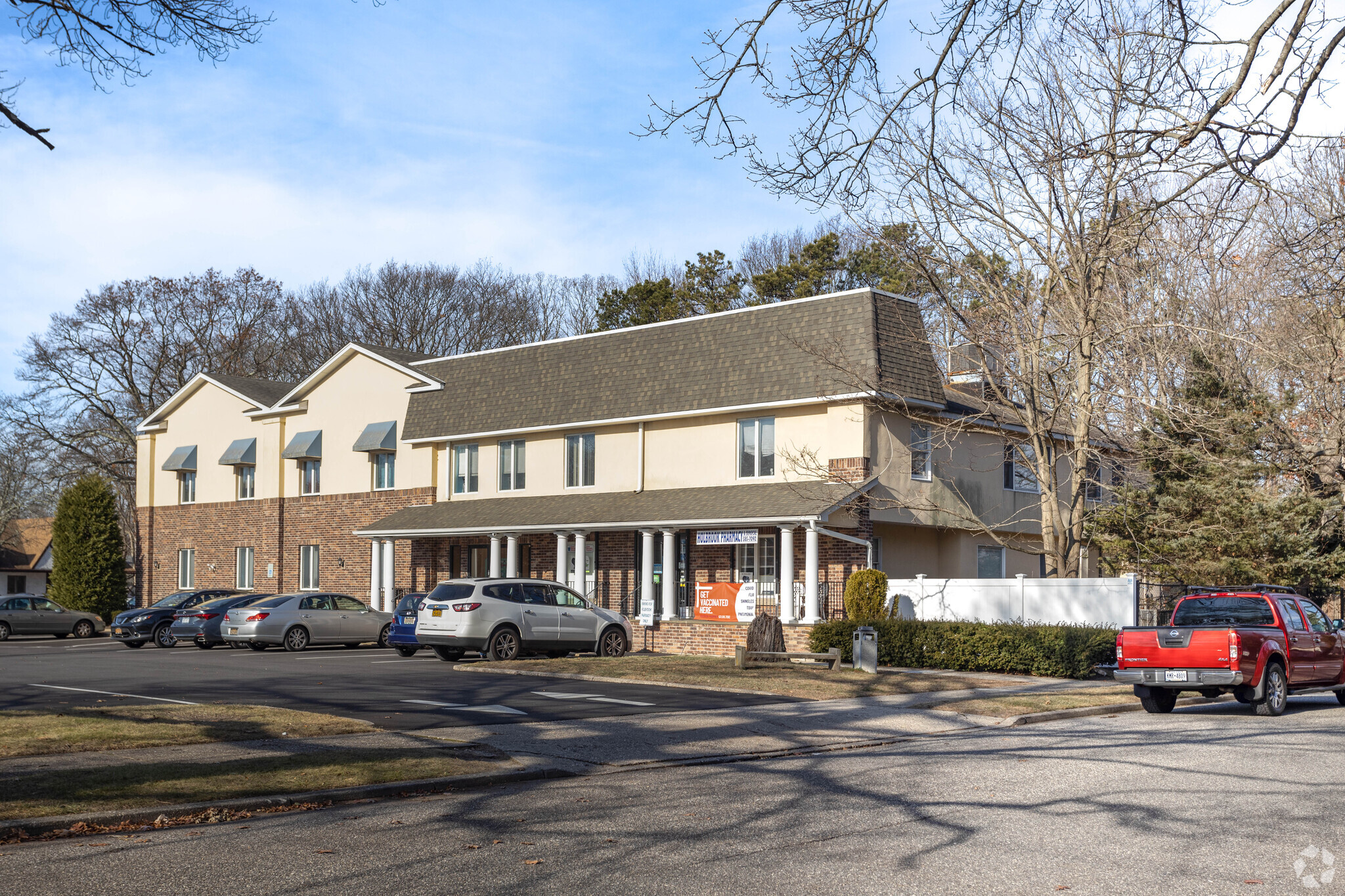 233 Union Ave, Holbrook, NY for Rent