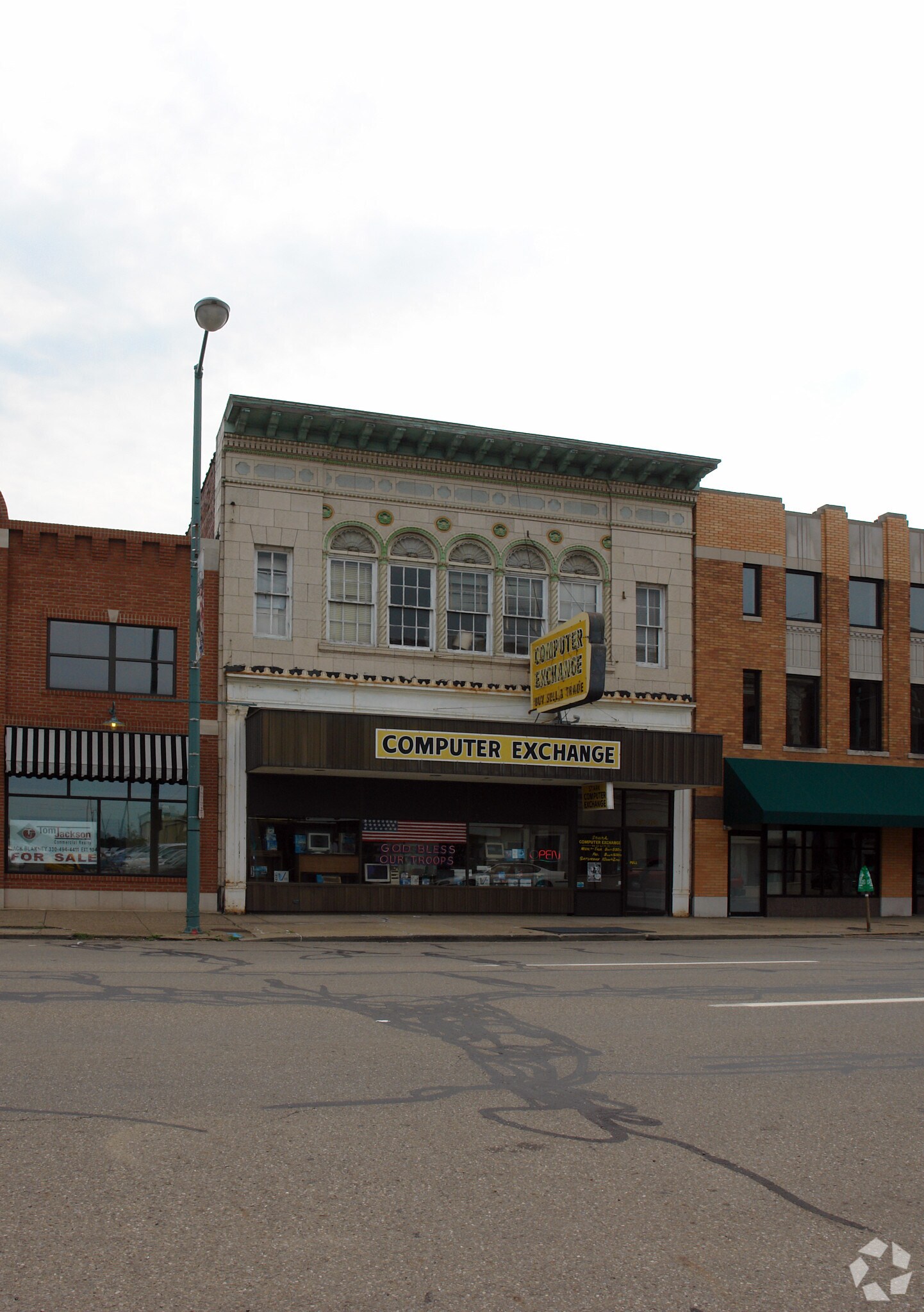 318-320 Cleveland Ave NW, Canton, OH for Rent