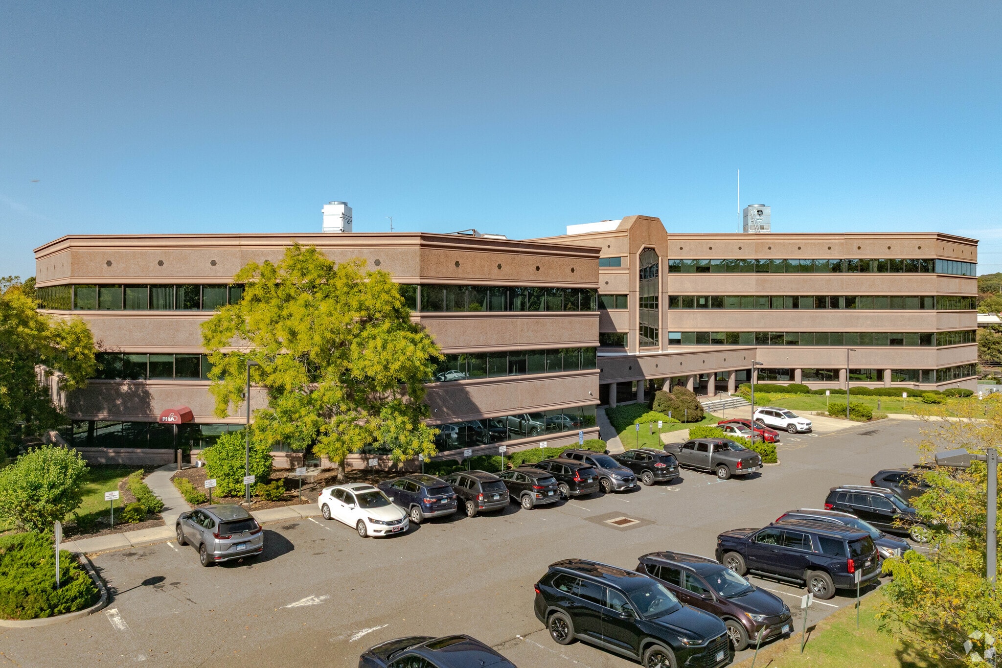 99 Hawley Ln, Stratford, CT for Rent