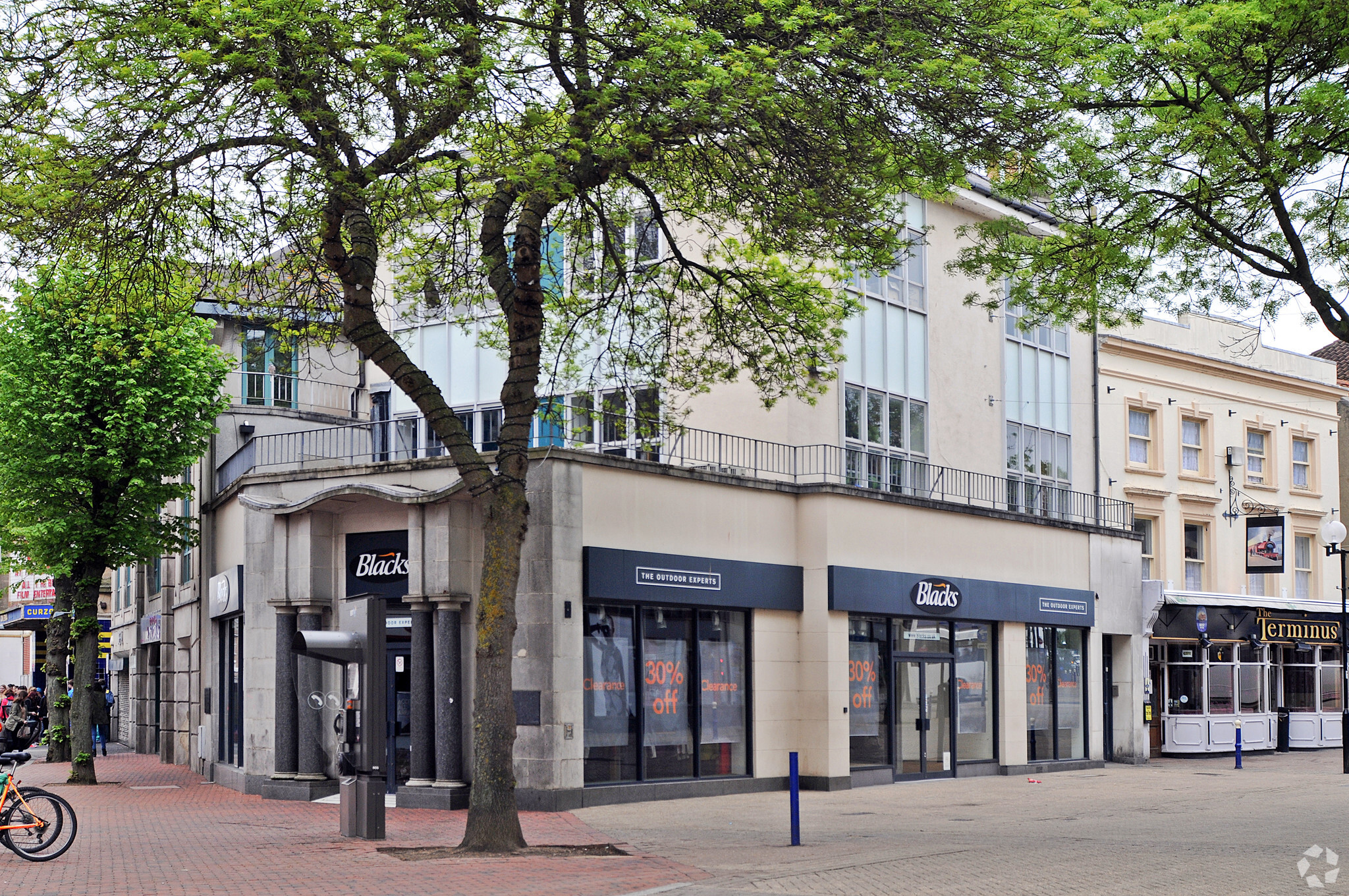 147-149 Terminus Rd, Eastbourne, ESX for Rent