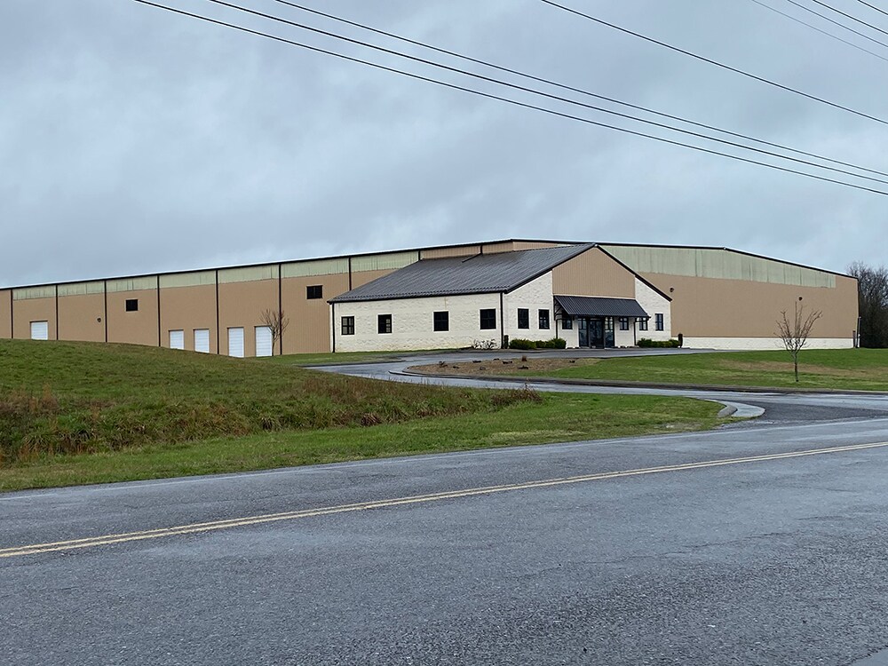 386 Phipps Bend Rd Surgoinsville, TN 37873 Industrial Property for