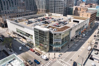 Chicago, IL Storefront Retail/Office - 40 S Halsted St