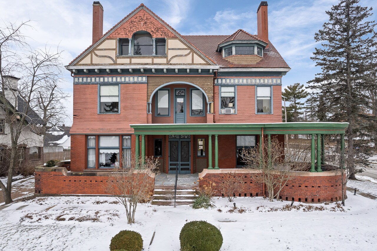 1435 Market Ave N, Canton, OH for Sale