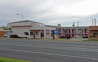 Lubbock, TX Hospitality - 910 Avenue Q