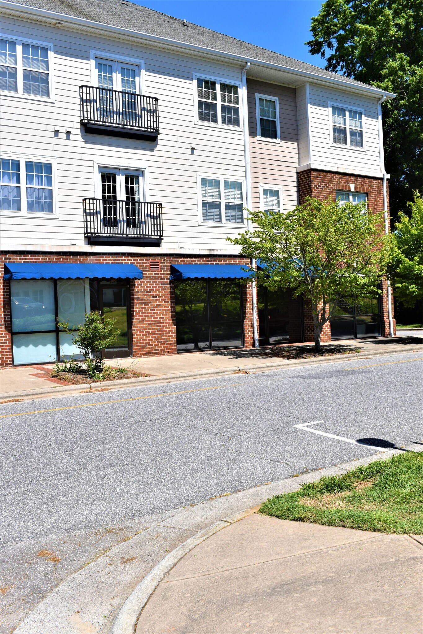 1410 4th Street Dr NW, Hickory, NC for Rent