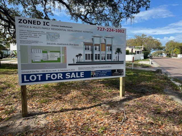 1060 9th Ave N, Saint Petersburg, FL for Sale