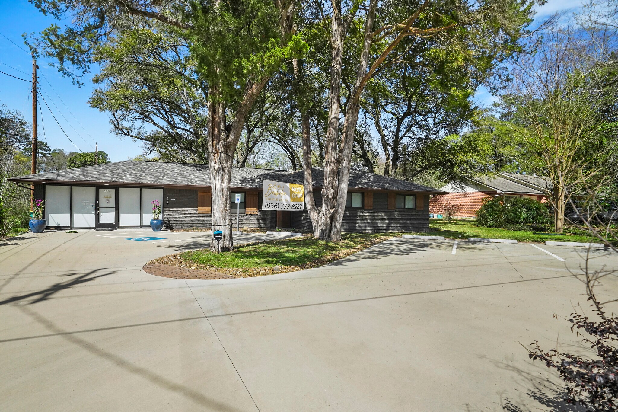 408 Wilson Rd, Conroe, TX for Sale