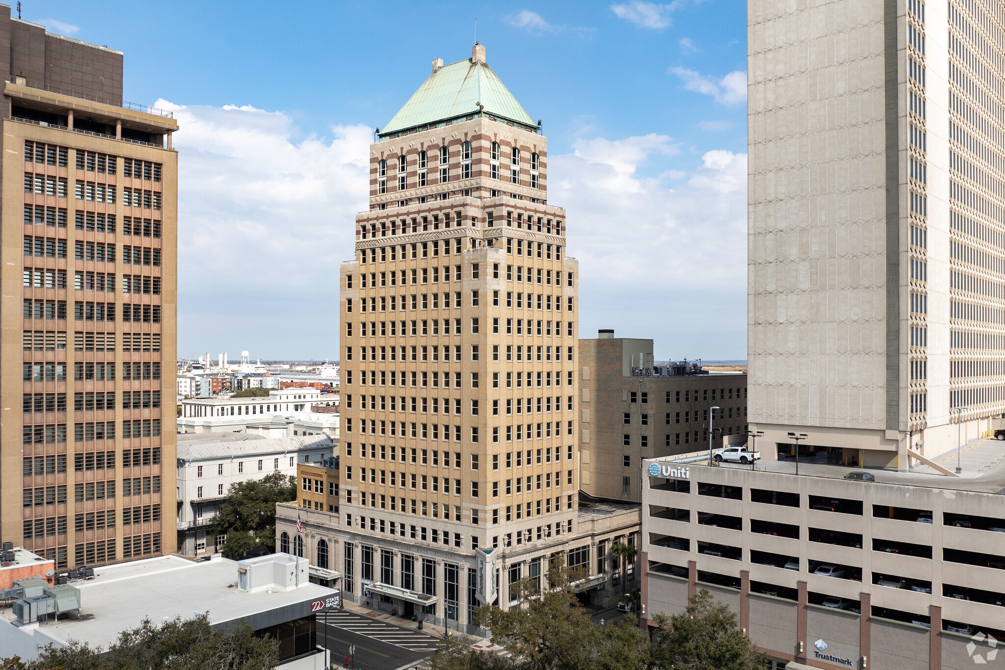 106 Saint Francis St, Mobile, AL for Rent