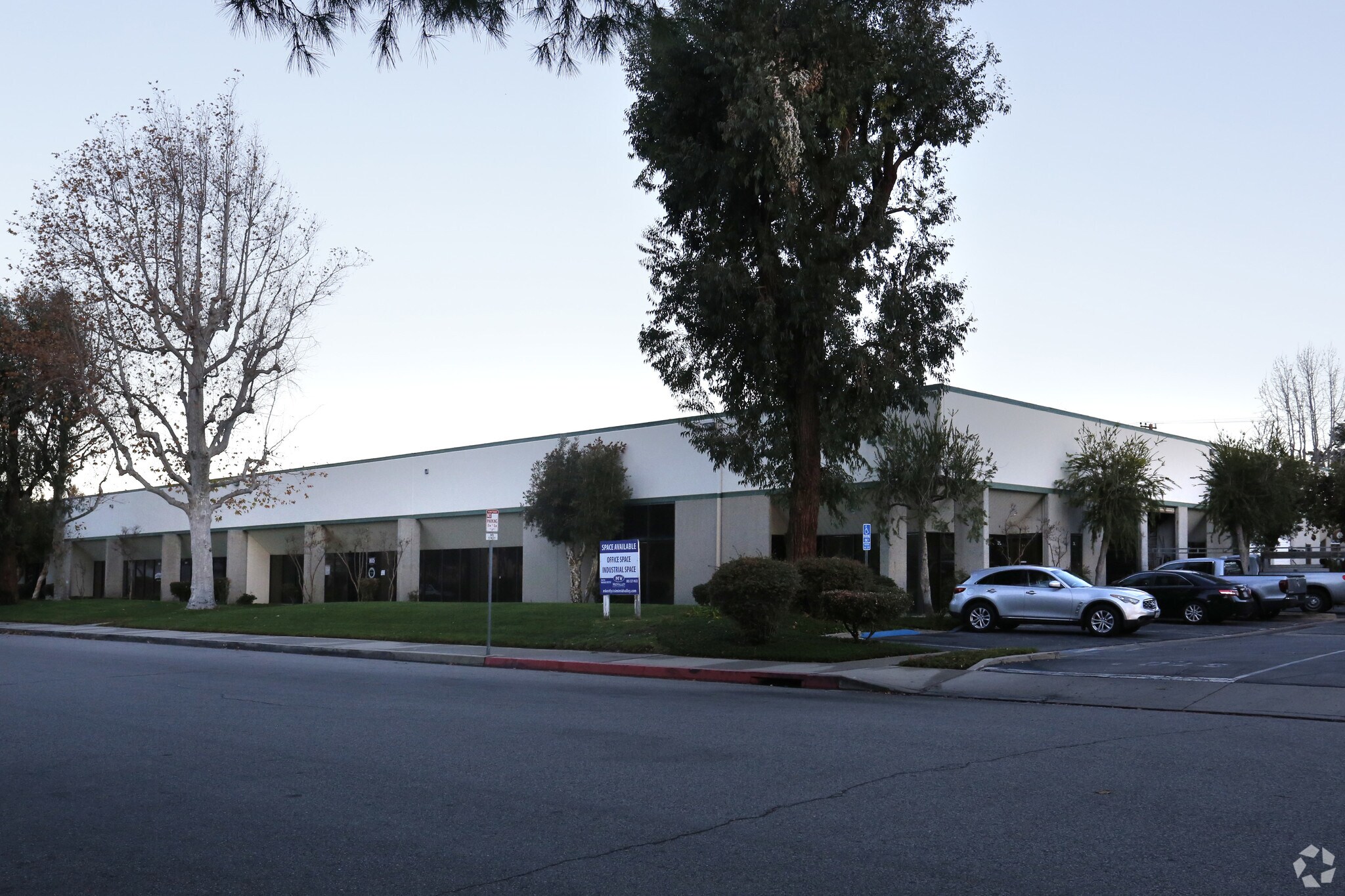 4685 Industrial St, Simi Valley, CA for Rent