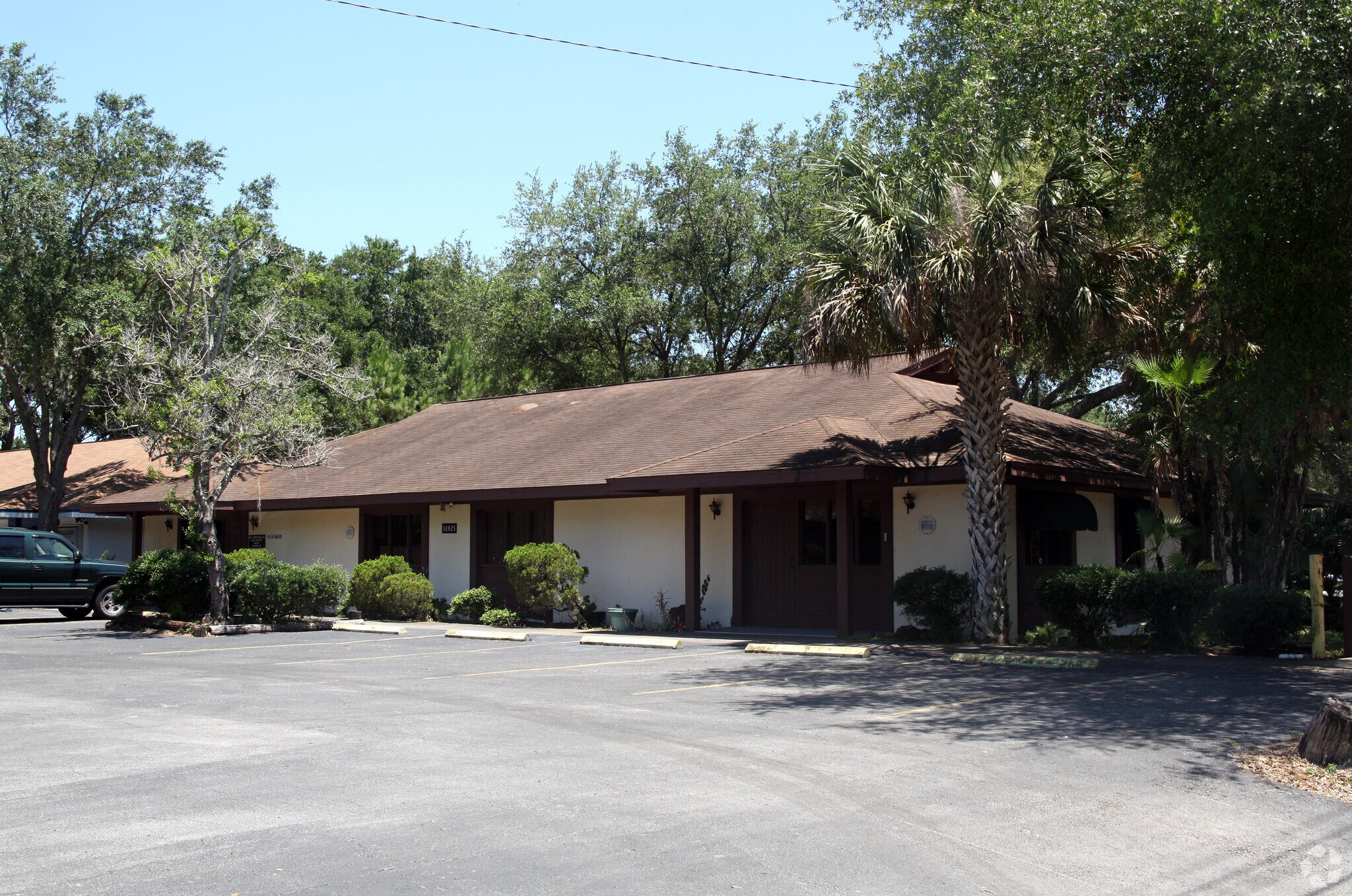 12425 N Florida Ave, Tampa, FL for Rent