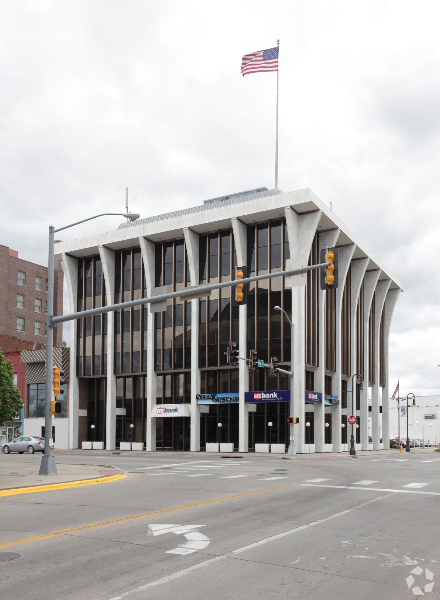 421 W Broadway, Council Bluffs, IA for Rent