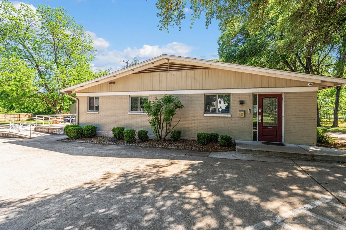 4611 Menchaca Rd, Austin, TX for Sale