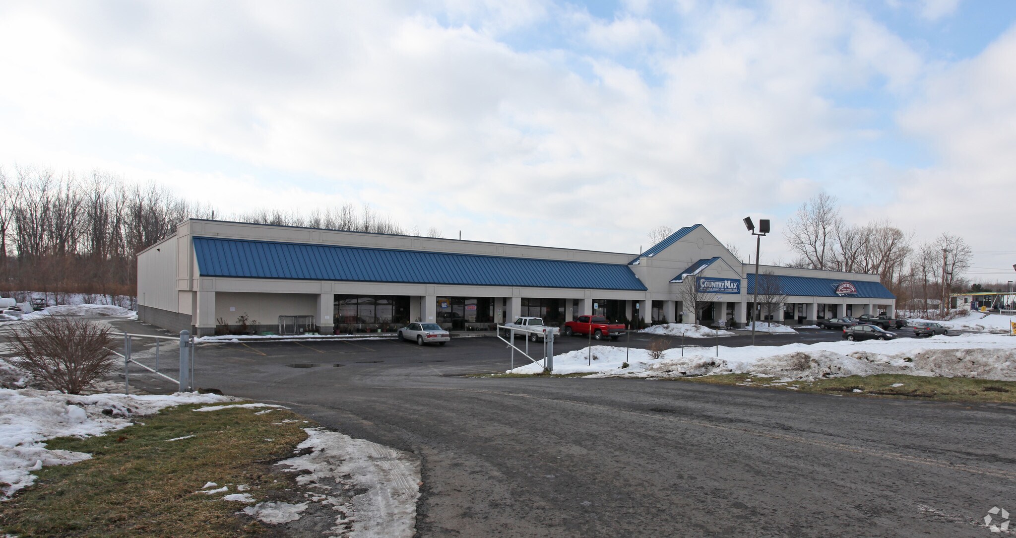 5247 Ridge Rd W Spencerport, NY 14559 Shopping Center Property for Sale on