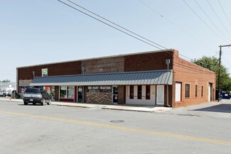 Chickasha, OK Storefront - 116-124 N 5th St