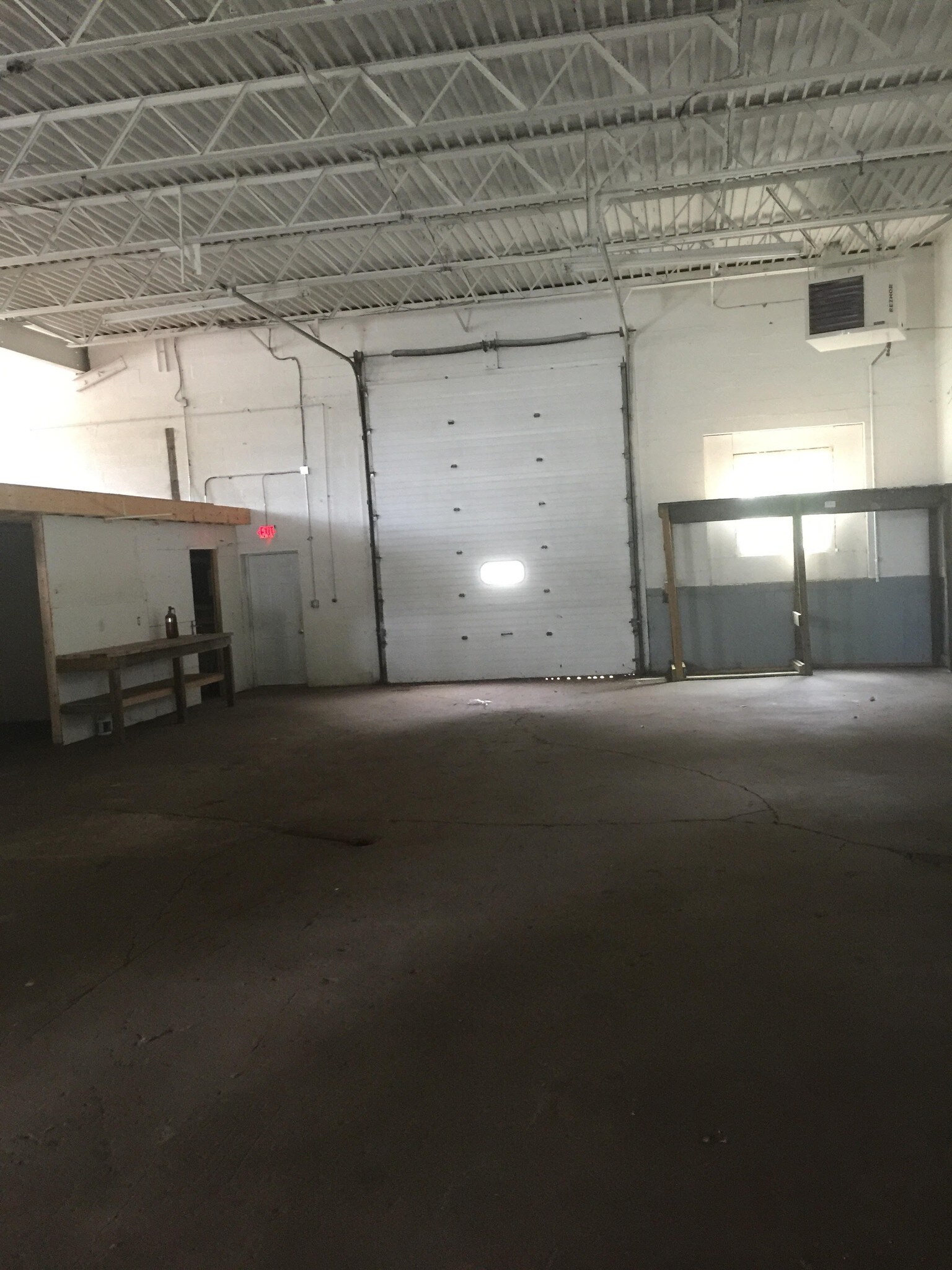 1000 Knotty Oak Rd, Coventry, RI for Sale