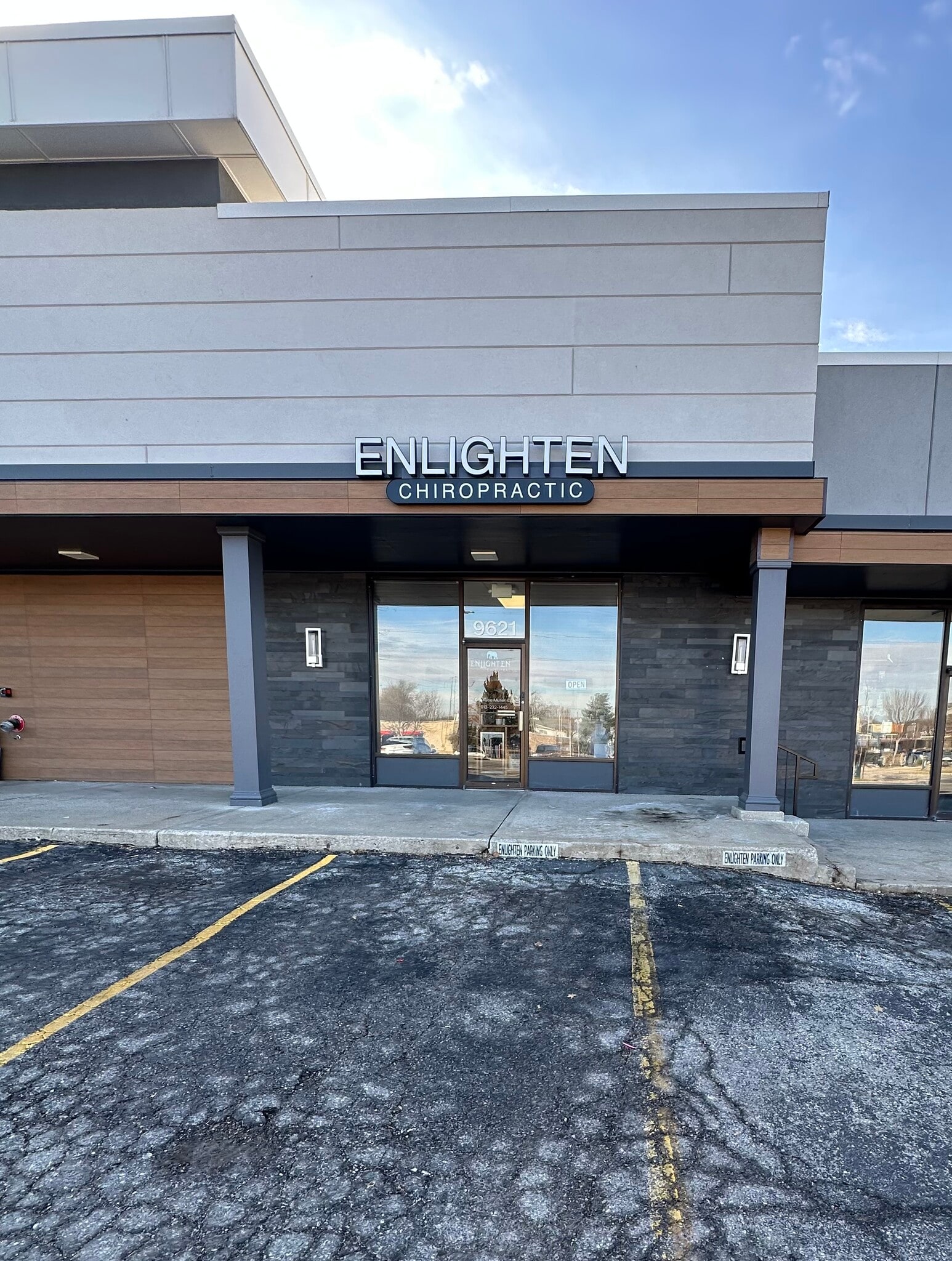 9537-9573 W 87th St, Overland Park, KS for Rent