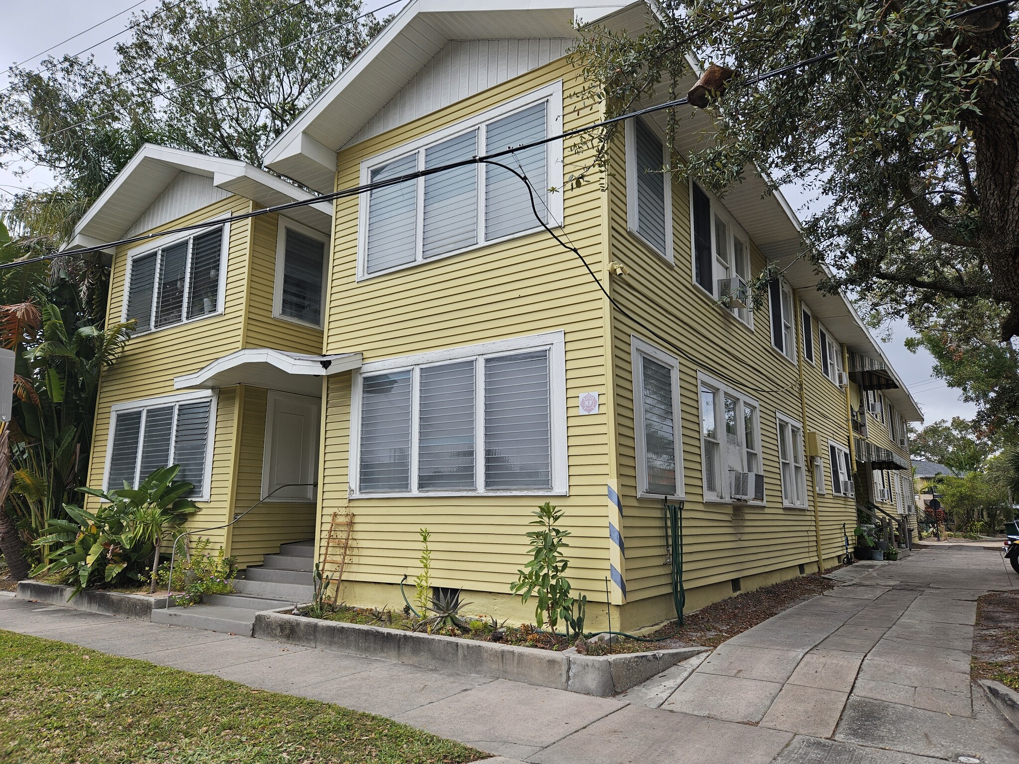 1909 W Dekle Ave, Tampa, FL for Sale