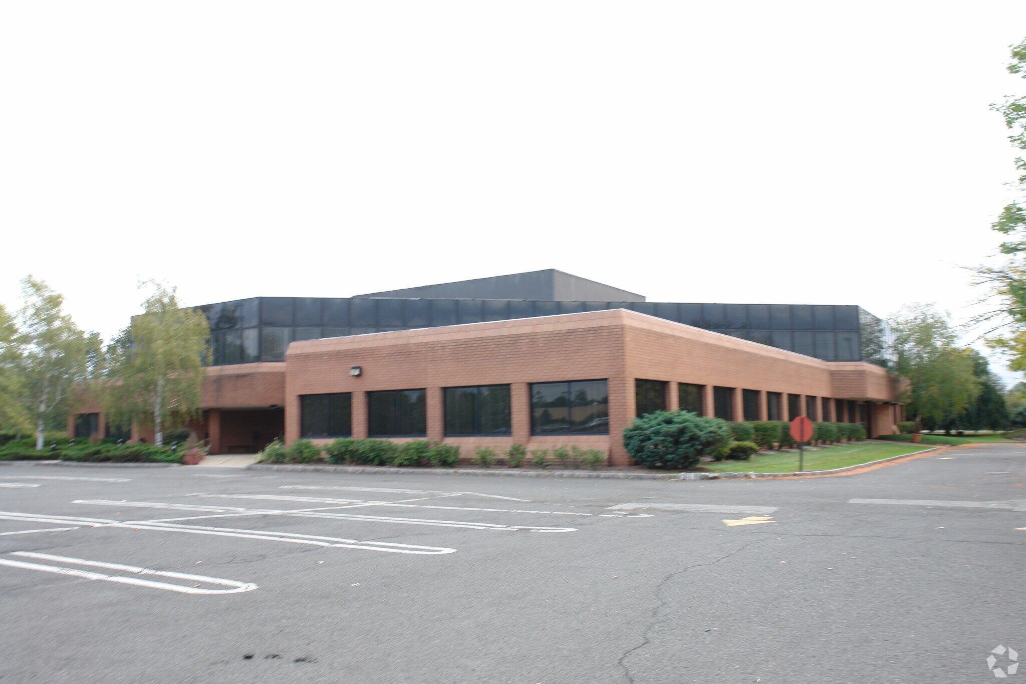 275 Old New Brunswick Rd Piscataway, NJ 08854 Office Property for