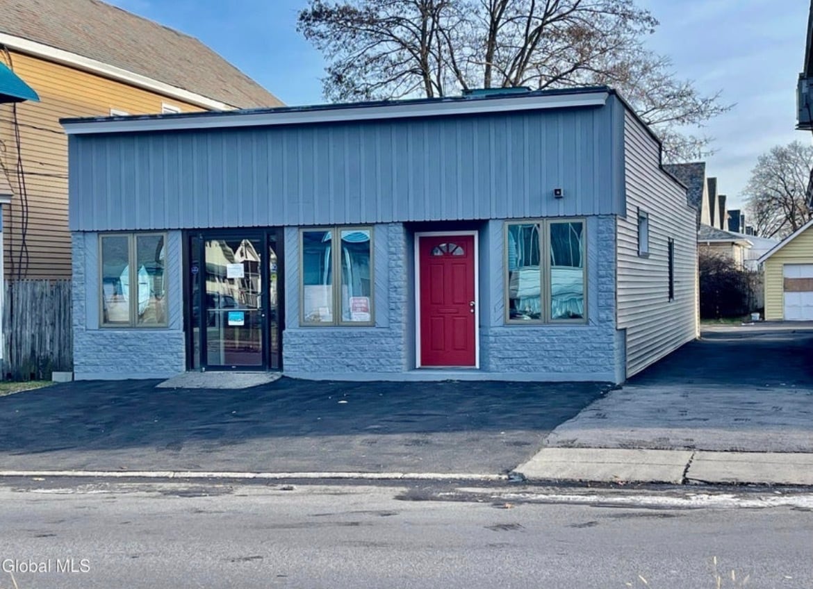 606 Michigan Ave, Schenectady, NY for Sale