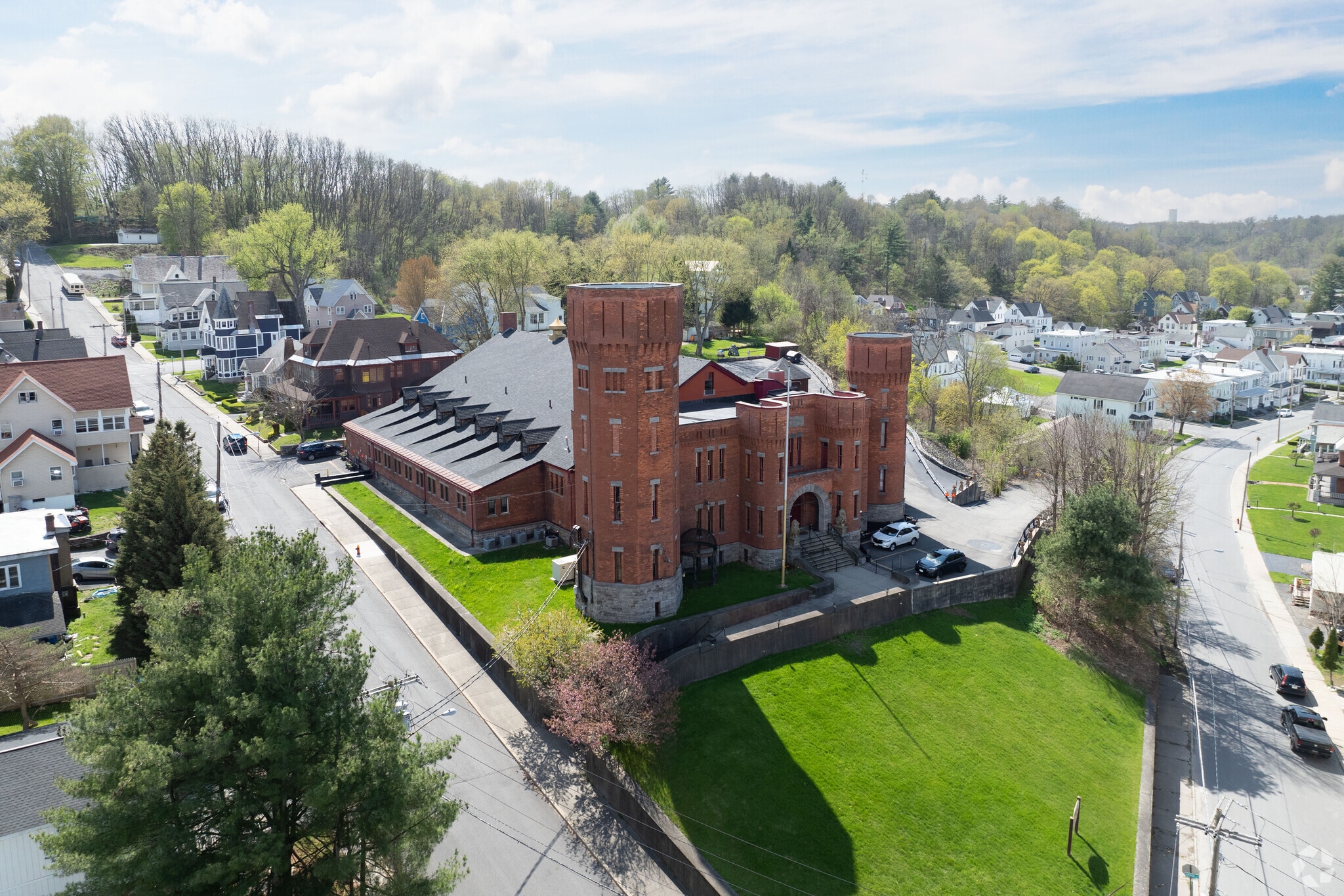 49 Florida Ave, Amsterdam, NY for Sale