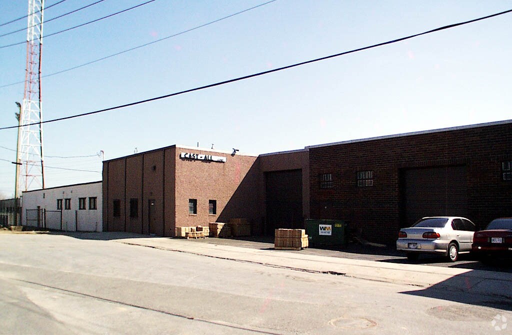 221235 Liberty Ave Mineola, NY 11501 Industrial Property for Lease