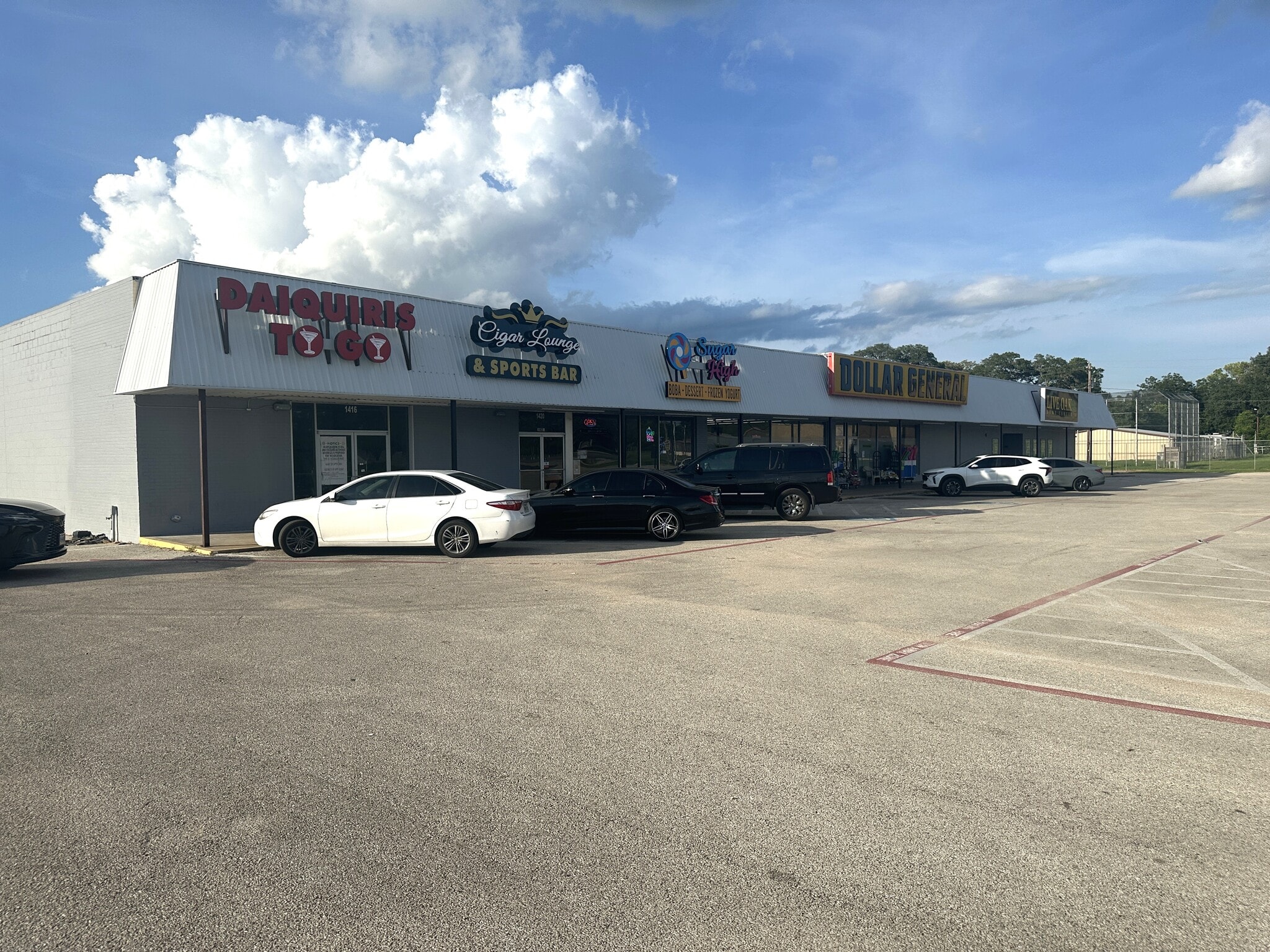 1400-1420 Walnut St, Columbus, TX for Sale