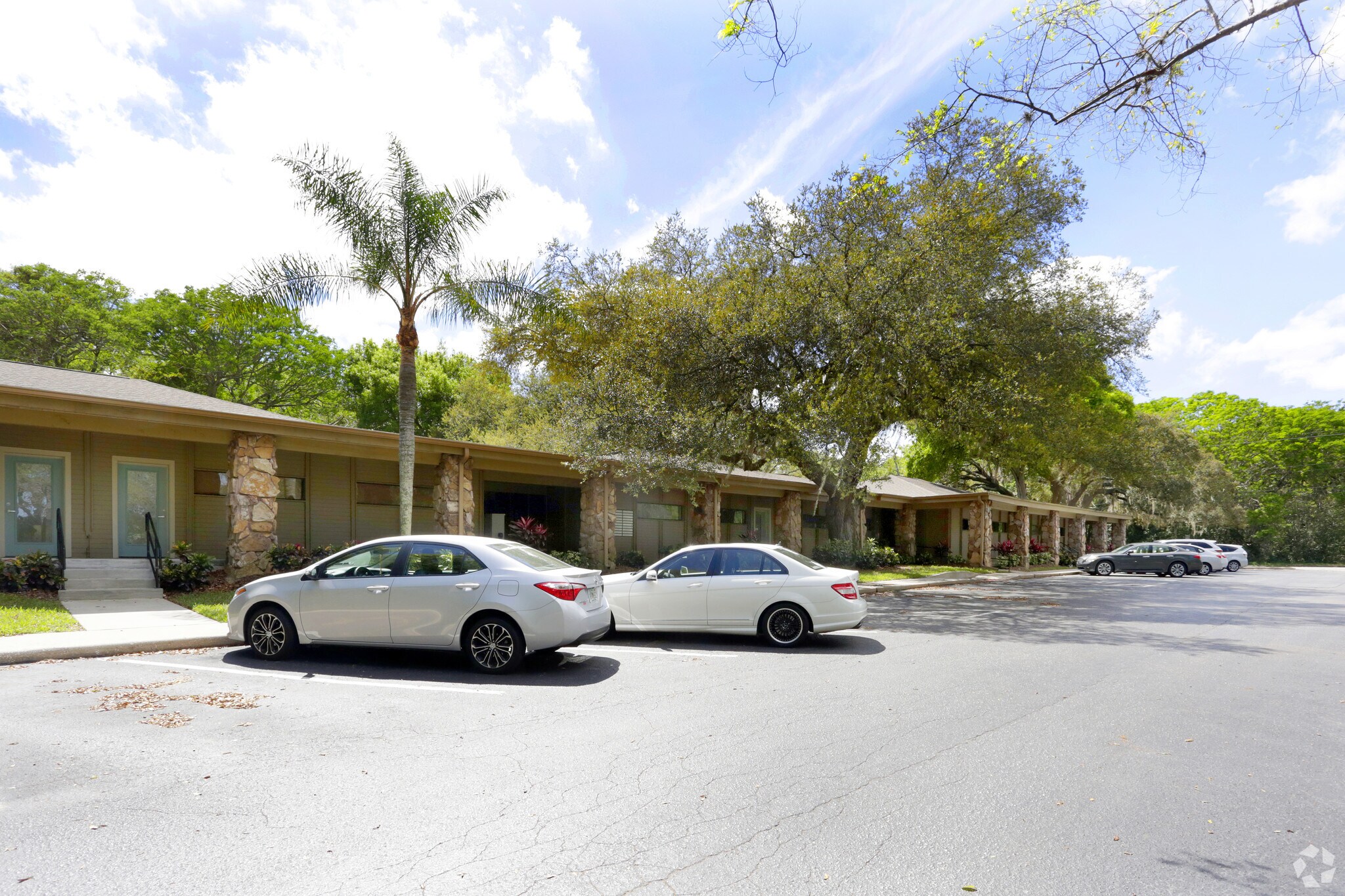 911917 S Parsons Ave Brandon, FL 33511 Office Property for Lease on