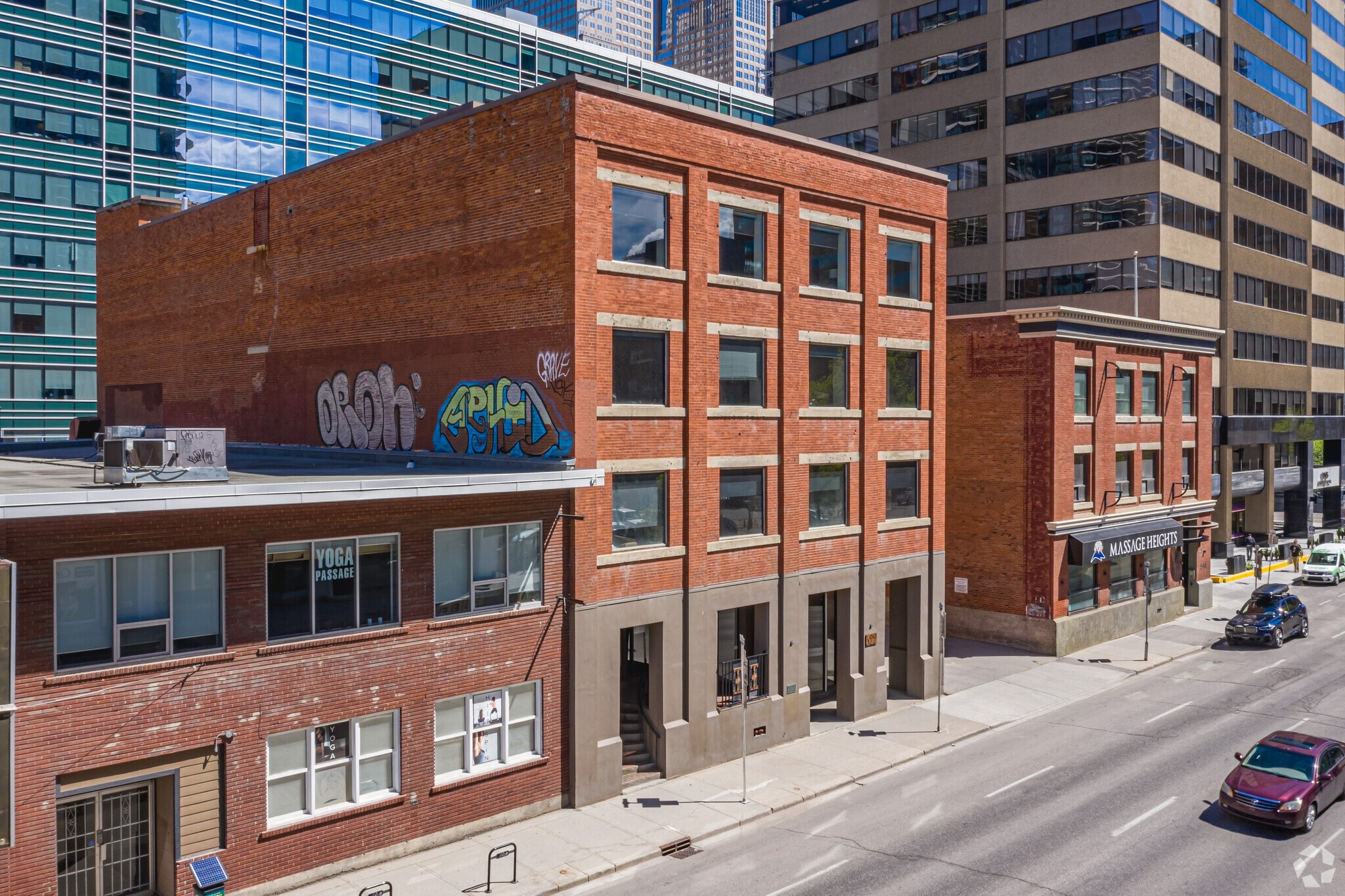 522 11th Ave SW, Calgary, AB for Rent