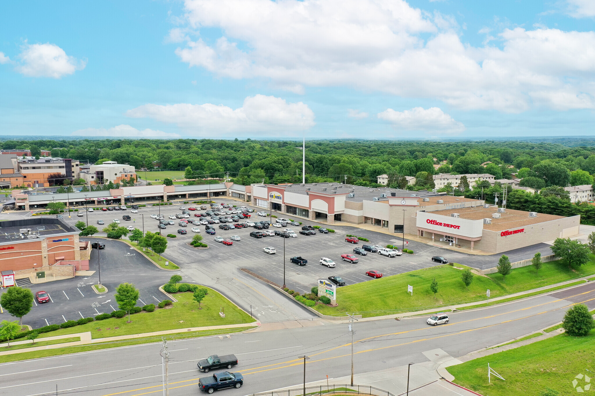 15828-15896 Manchester Rd, Ellisville, MO for Rent