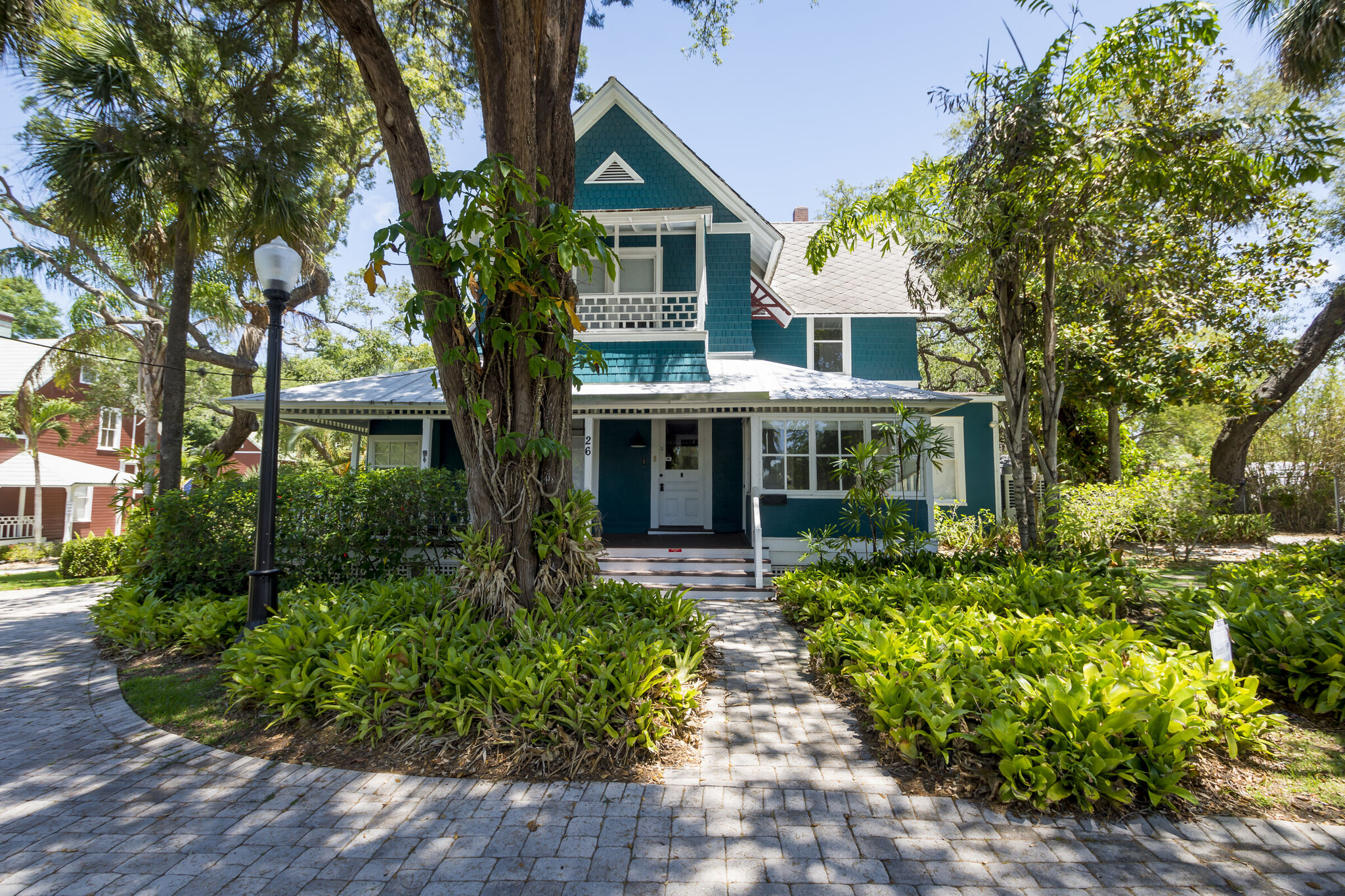 26 W Orange St, Tarpon Springs, FL for Sale