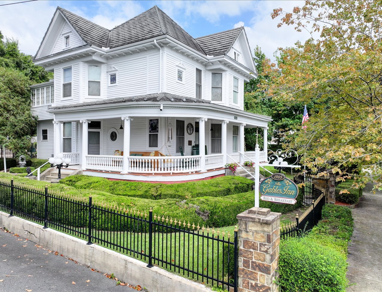 318 Quapaw Ave, Hot Springs, AR for Sale