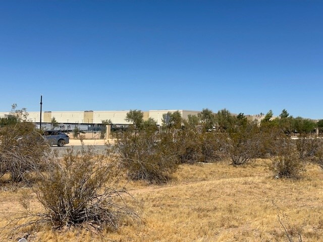 Navajo Rd, Apple Valley, CA for Sale