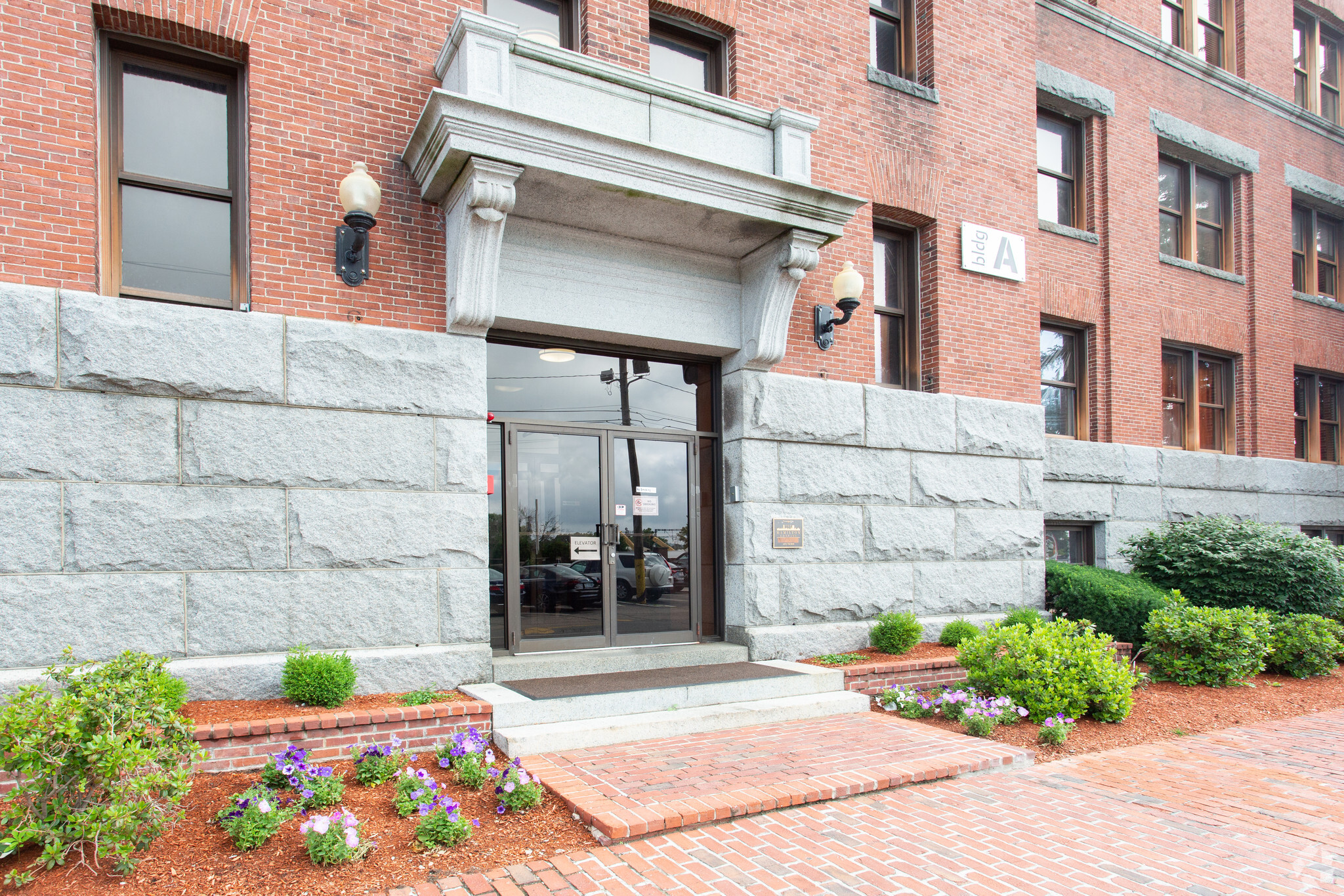 1 Westinghouse Plz, Hyde Park, MA for Rent