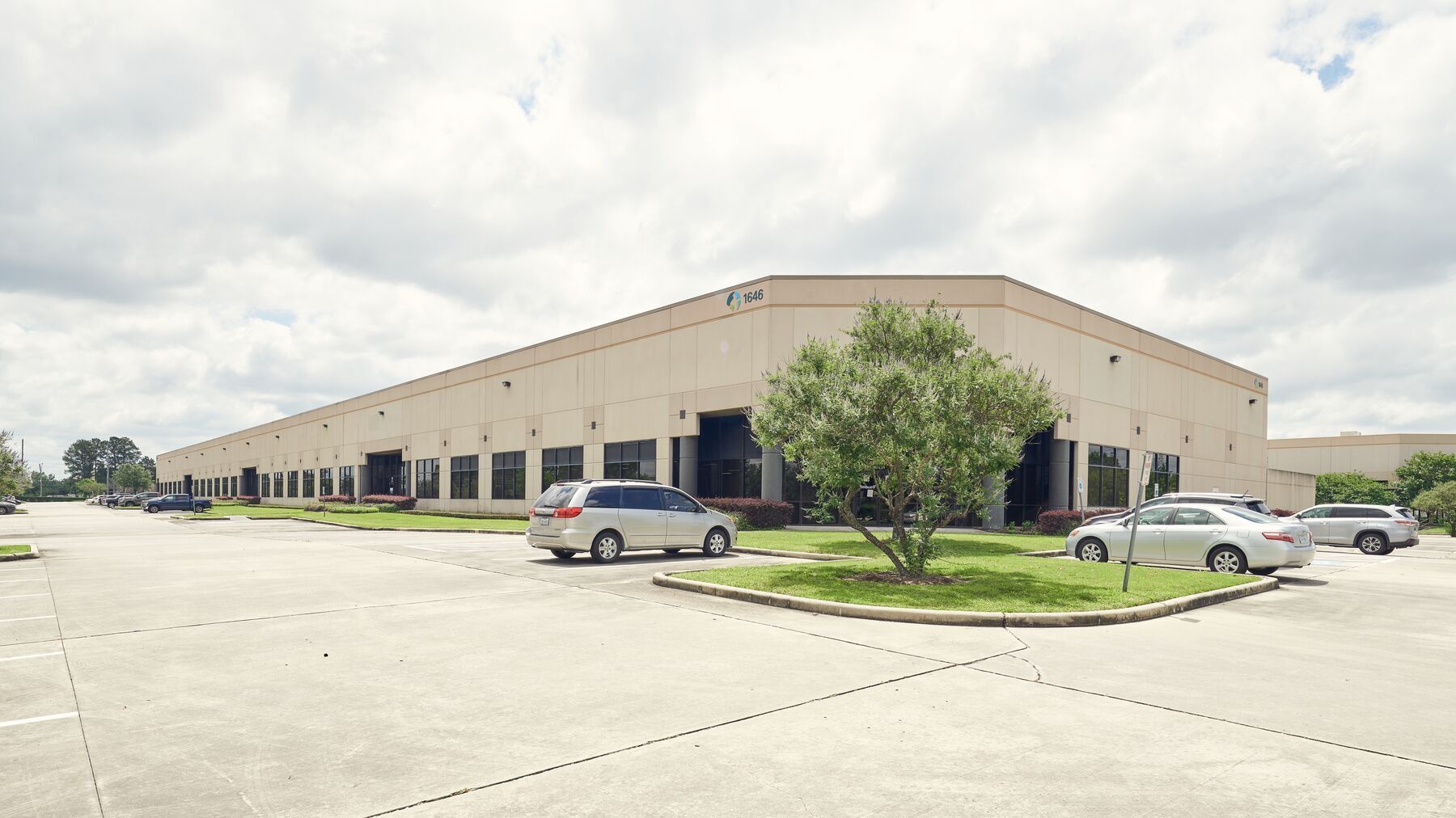 1606 Greens Rd, Houston, TX for Rent